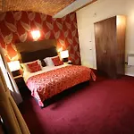 The Place Aparthotel